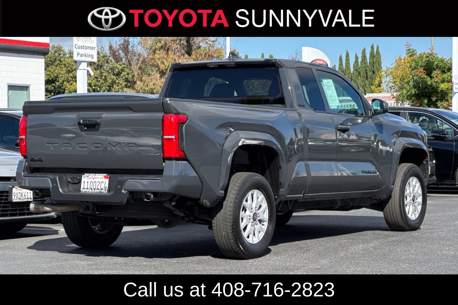 Certified 2024 Toyota Tacoma SR5 AWD/4WD image 7