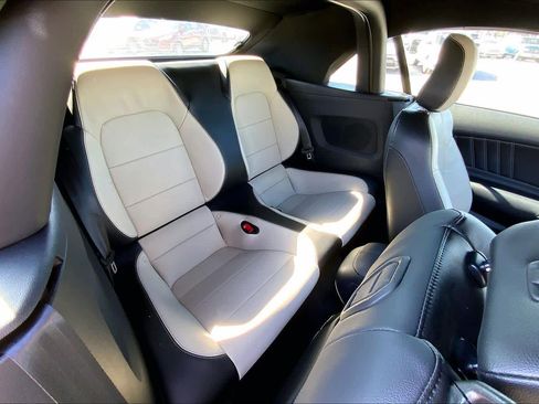 Used 2019 Ford Mustang GT Premium w/ Ford Safe & Smart Package image 19