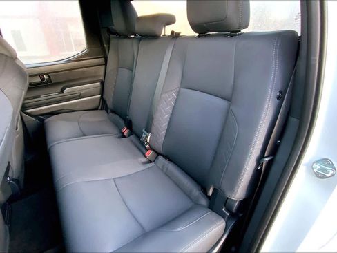 Used 2024 Toyota Tacoma SR5 AWD/4WD image 47