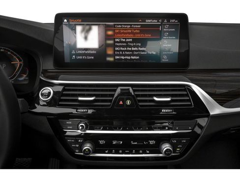 Used 2023 BMW 540i w/ Premium Package RWD image 7