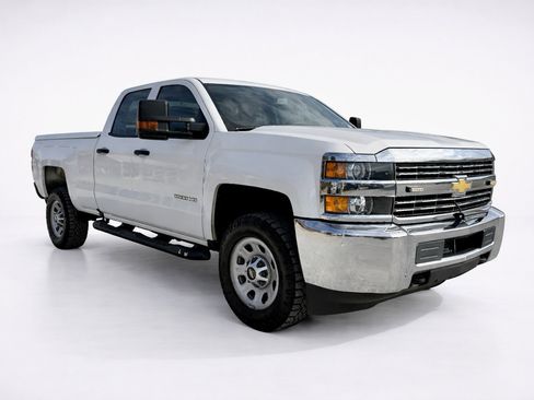 Used 2017 Chevrolet Silverado 2500 W/T w/ WT Fleet Convenience Package image 3