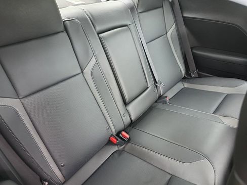 Used 2022 Dodge Challenger SXT w/ Plus Package image 14