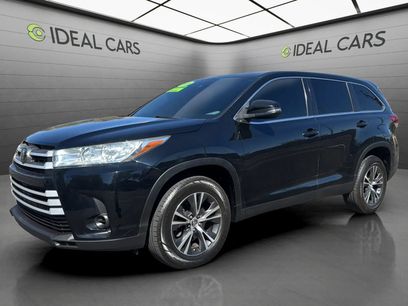 Used 2019 Toyota Highlander LE