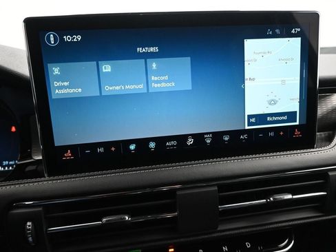 New 2026 Lincoln Corsair Reserve image 17