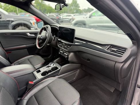 Certified 2023 Ford Escape ST-Line Elite AWD/4WD image 14