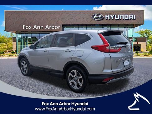 Used 2018 Honda CR-V EX image 3