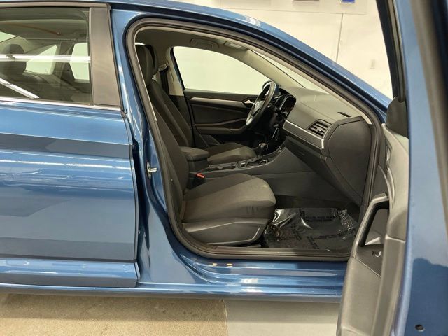 Used 2019 Volkswagen Jetta S w/ Driver Assistance Package FWD image 11