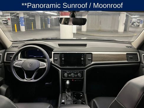 Used 2022 Volkswagen Atlas SE w/ Panoramic Sunroof Package image 7