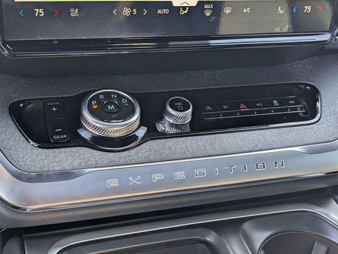 New 2026 Ford Expedition Tremor image 43