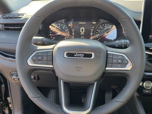 New 2026 Jeep Compass Latitude image 15