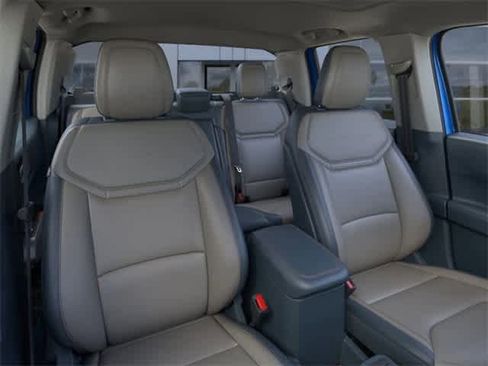 New 2026 Ford Maverick Lariat w/ 4K Tow Package image 10