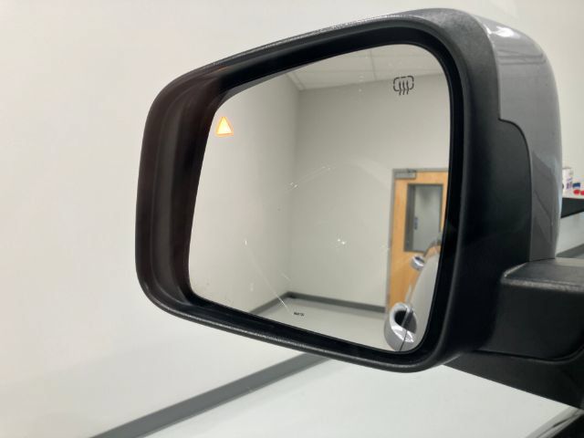 Used 2020 Jeep Grand Cherokee Altitude AWD/4WD image 25