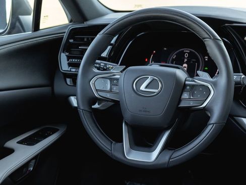 Used 2023 Lexus RX 350 350h Premium Plus w/ Cold Area Package image 25