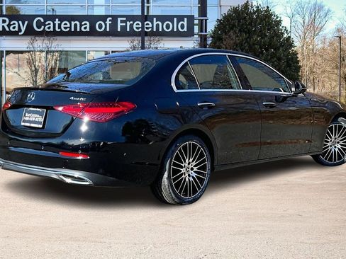 Certified 2022 Mercedes-Benz C 300 4MATIC Sedan image 2