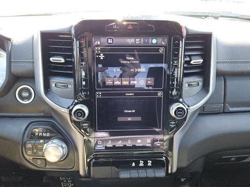 Used 2025 RAM 1500 Laramie AWD/4WD image 17
