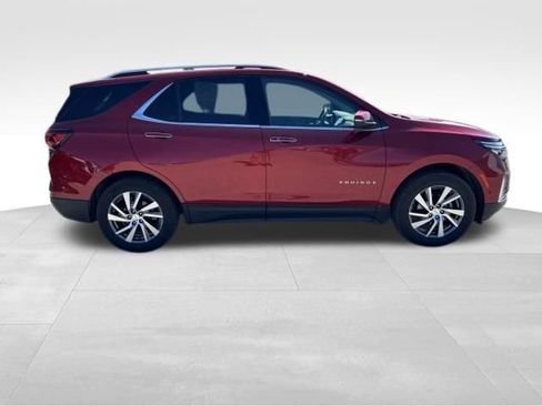 Certified 2024 Chevrolet Equinox Premier AWD/4WD image 6