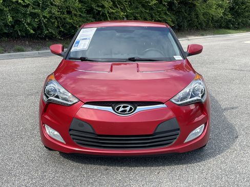 Used 2014 Hyundai Veloster RE:FLEX Edition FWD image 3