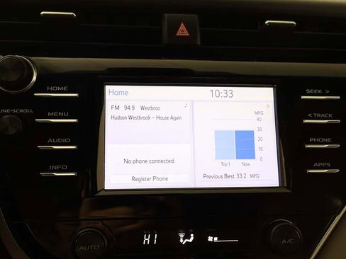 Used 2018 Toyota Camry SE image 39