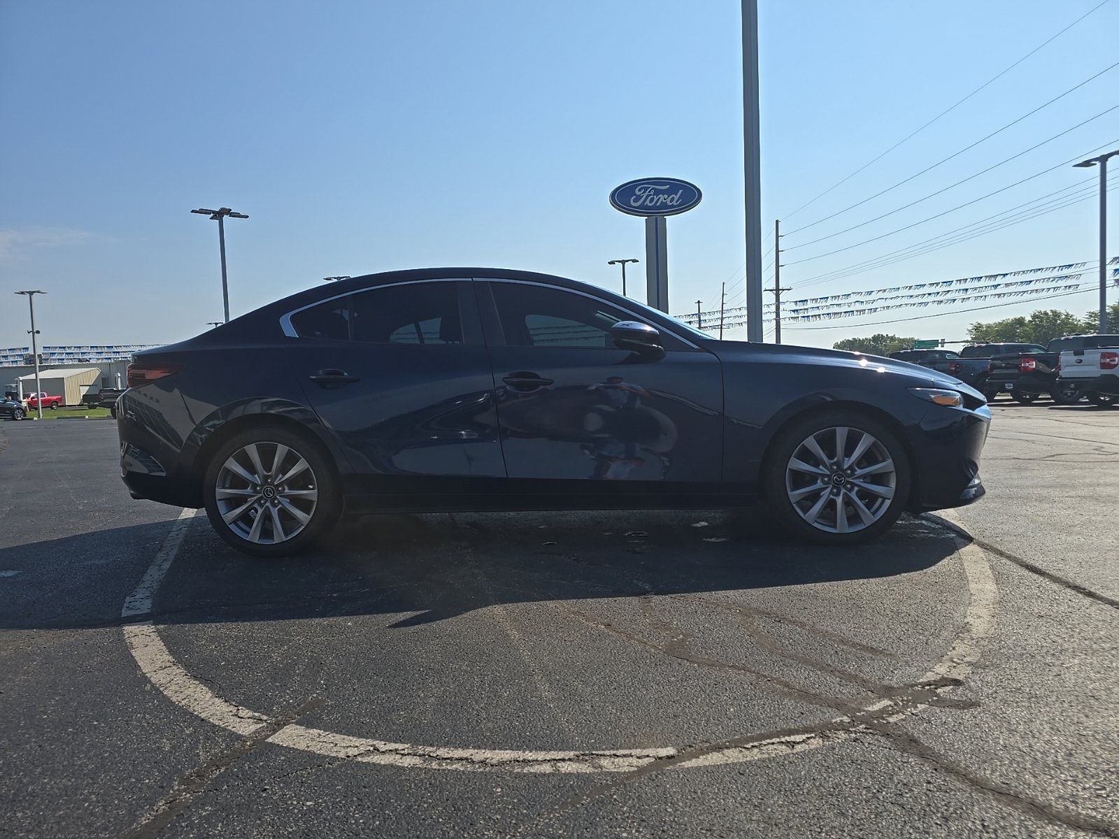 Used 2022 MAZDA MAZDA3 s FWD image 4