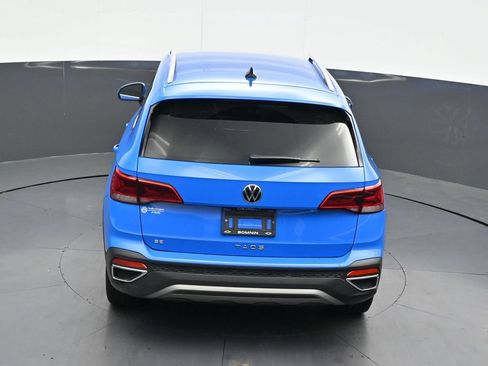 Used 2022 Volkswagen Taos SE FWD image 17