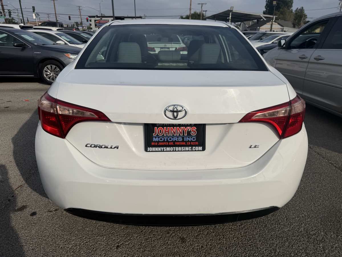 Used 2017 Toyota Corolla LE FWD image 4