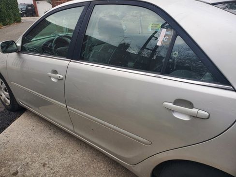 Used 2003 Toyota Camry LE image 11