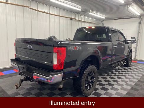 Used 2018 Ford F250 XLT w/ XLT Value Package image 12