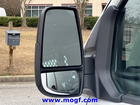 Used 2024 Ford Transit 250 Low Roof w/ Exterior Upgrade Package image 28
