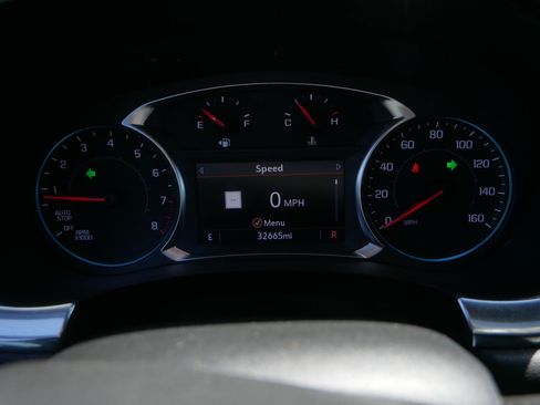 Used 2023 Chevrolet Traverse LT w/ LT Premium Package AWD/4WD image 34