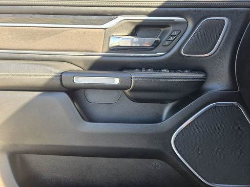 Used 2022 RAM 1500 Laramie AWD/4WD image 28