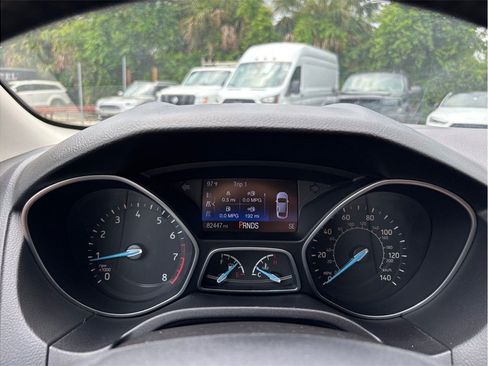 Used 2015 Ford Focus SE w/ SE Sport Package FWD image 15