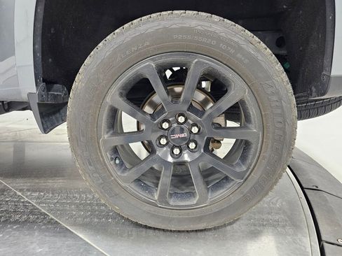 Used 2019 GMC Canyon Denali AWD/4WD image 9