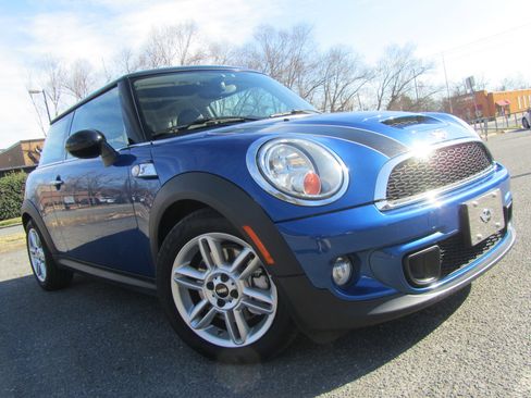 Used 2013 MINI Cooper S image 2
