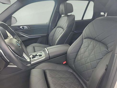 Used 2025 BMW X5 xDrive40i w/ Climate Comfort Package AWD/4WD image 15