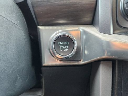 Used 2024 Ford F150 Lariat w/ FX4 Off-Road Package AWD/4WD image 19