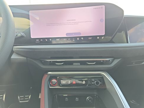 New 2026 Audi SQ5 Premium Plus image 18