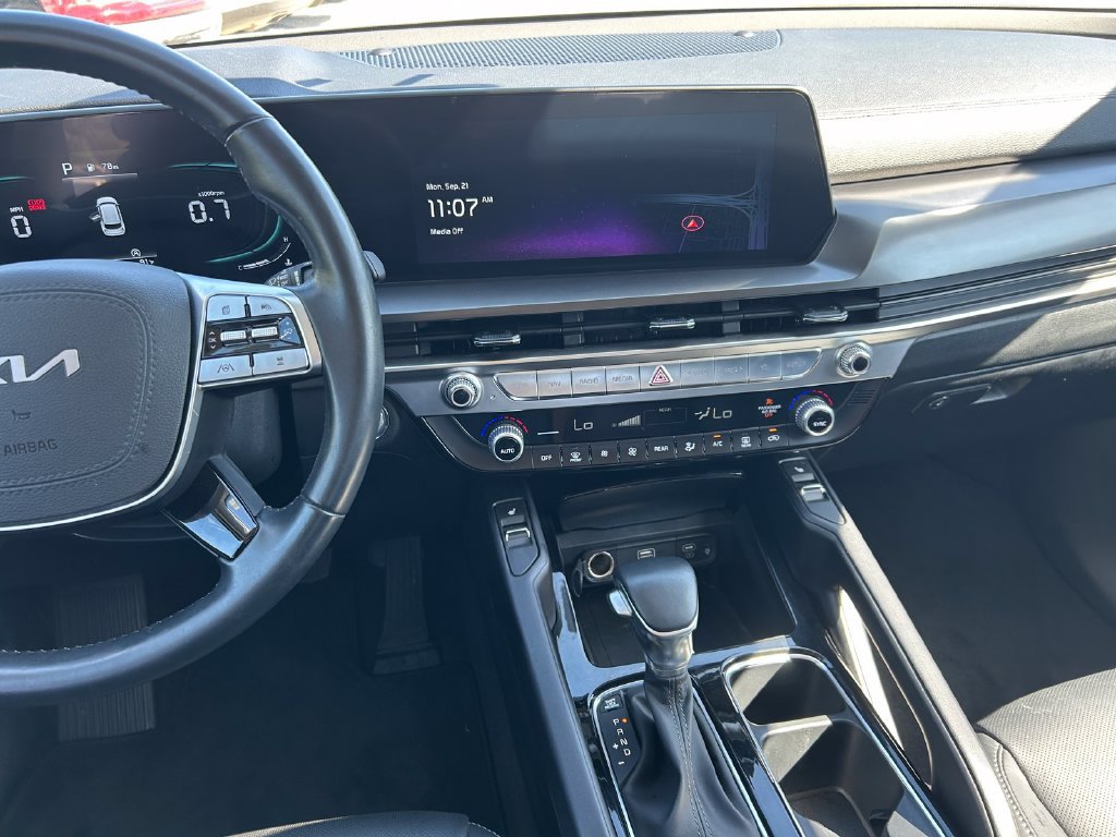 Used 2025 Kia Telluride S FWD image 18