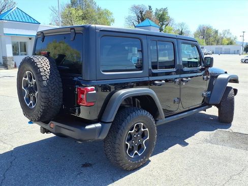 Used 2023 Jeep Wrangler Unlimited Rubicon 4xe w/ Steel Bumper Group AWD/4WD image 3