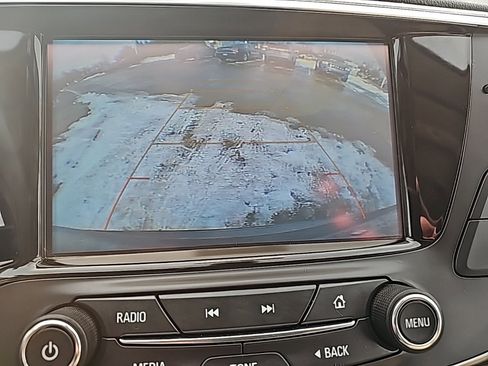 Used 2020 Buick Envision Essence image 34