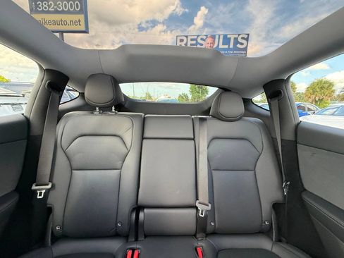 Used 2026 Tesla Model Y 2WD image 19