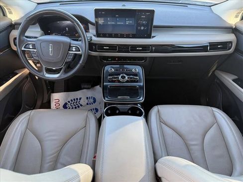 Used 2021 Lincoln Nautilus FWD w/ Equipment Group 101A image 14