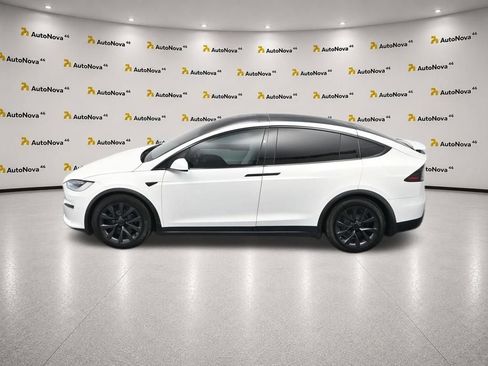Used 2022 Tesla Model X AWD/4WD image 49