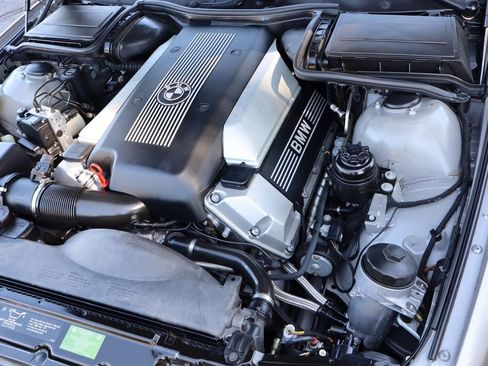 Used 2002 BMW 540i 540i image 40