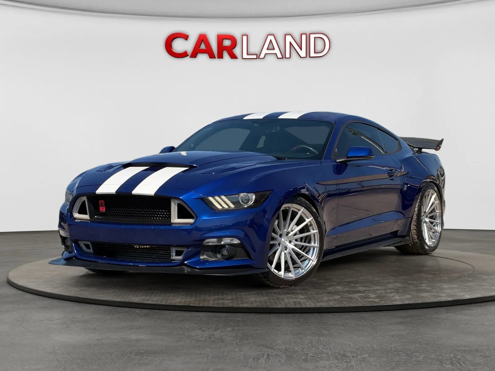 Used 2015 Ford Mustang Premium RWD image 1