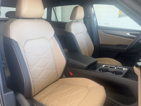 New 2026 Volkswagen Atlas Cross Sport SE AWD/4WD image 39