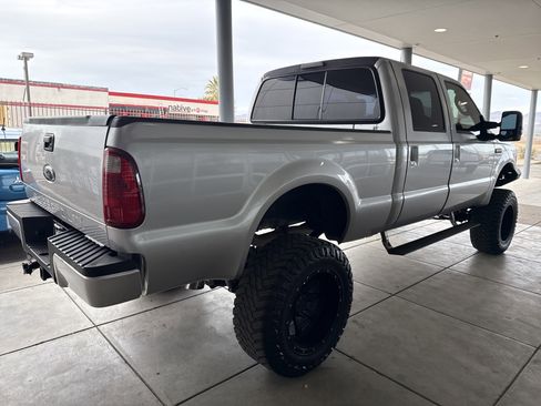 Used 2004 Ford F250 4x4 Crew Cab Super Duty image 4