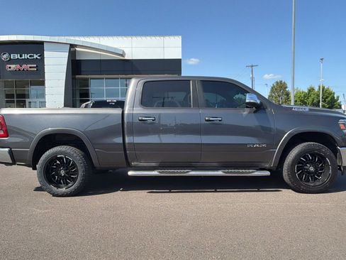 Used 2020 RAM 1500 Laramie AWD/4WD image 3