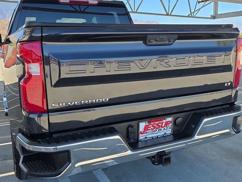Used 2024 Chevrolet Silverado 1500 LT image 33