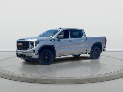 Used 2023 GMC Sierra 1500 Elevation w/ X31 Off-Road Package AWD/4WD image 4