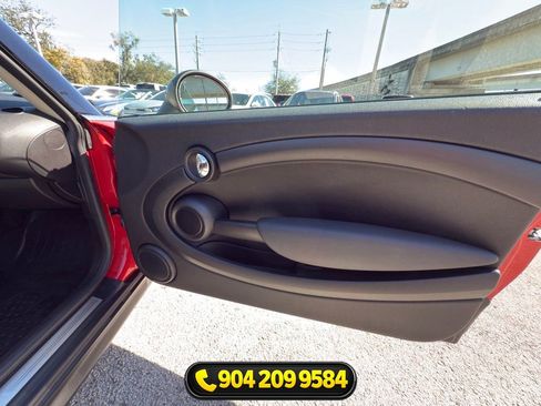 Used 2014 MINI Cooper Clubman FWD image 29